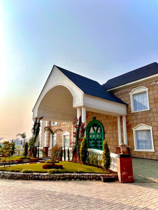 Western World Resort and Banquets