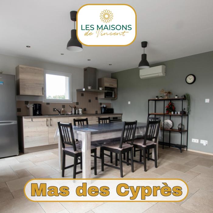 Mas des Cyprès, clim - jardin en Camargue