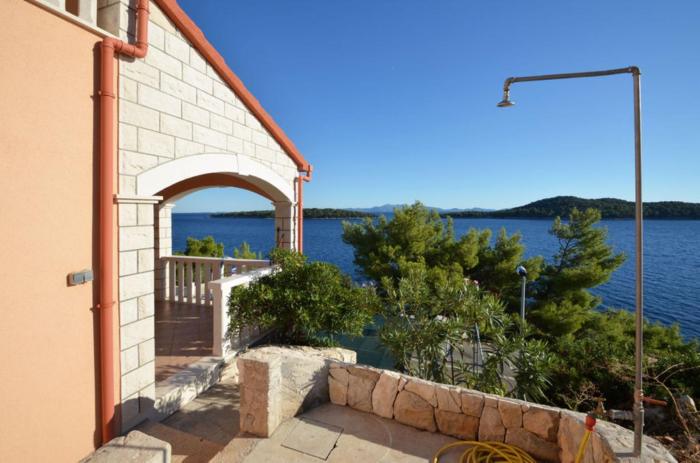 Apartments by the sea Prizba, Korcula - 23712