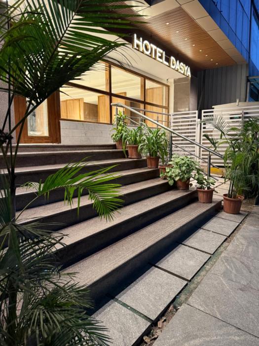 Hotel Dasya - Formerly Nice Stay The Business Hotel