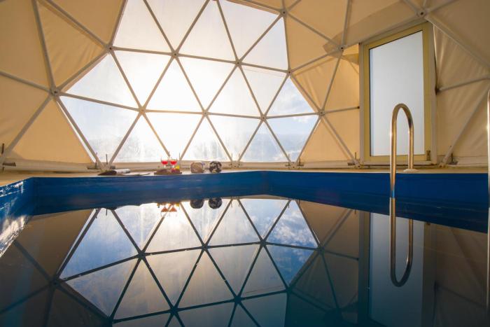 SaffronStays Interstellar