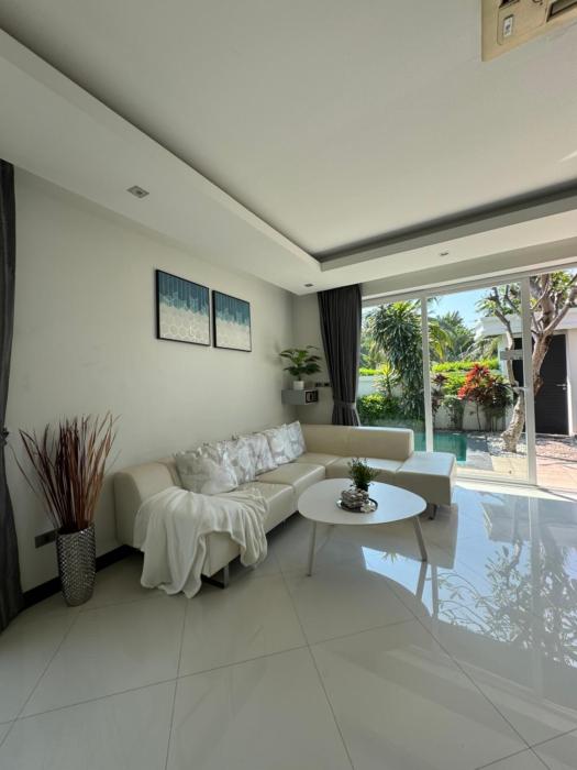 Palm Oasis 2BR Pool Villa near Jomtien Beach