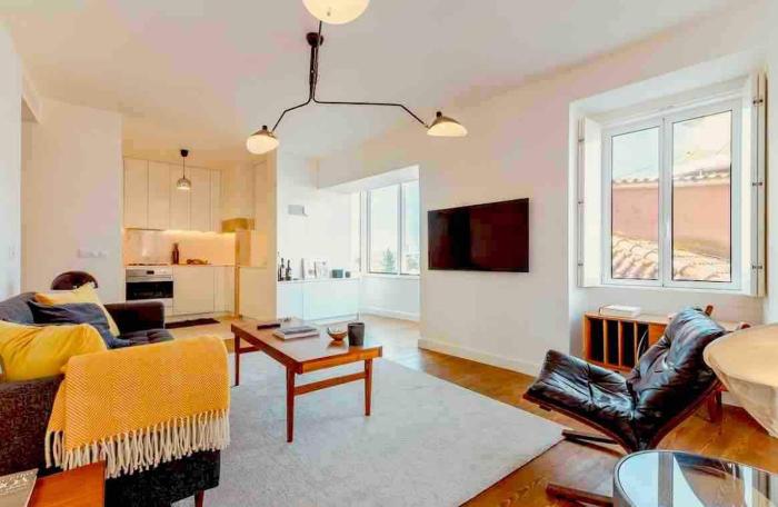 Principe Real Trendy Apt- Great Views City & River