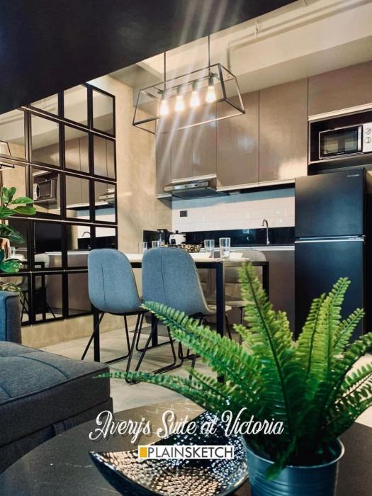 Averys Suite Victoria