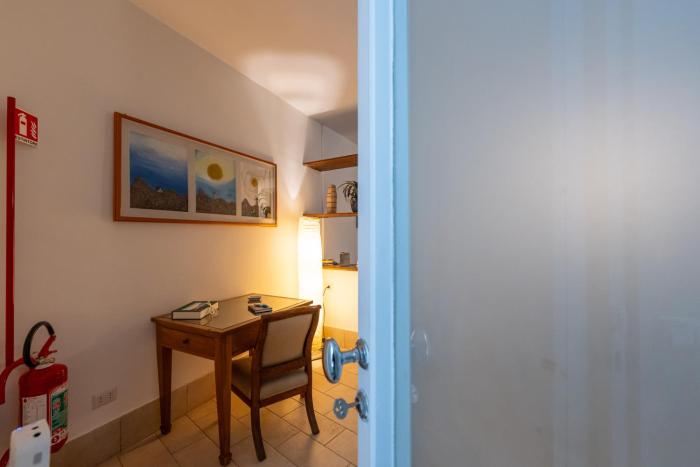 La Residenza di Enrica By Ospitalia Napoli