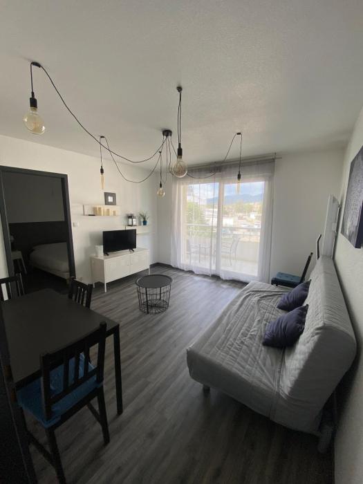 U1 Chaleureux appartement avec balcon à Uffholtz