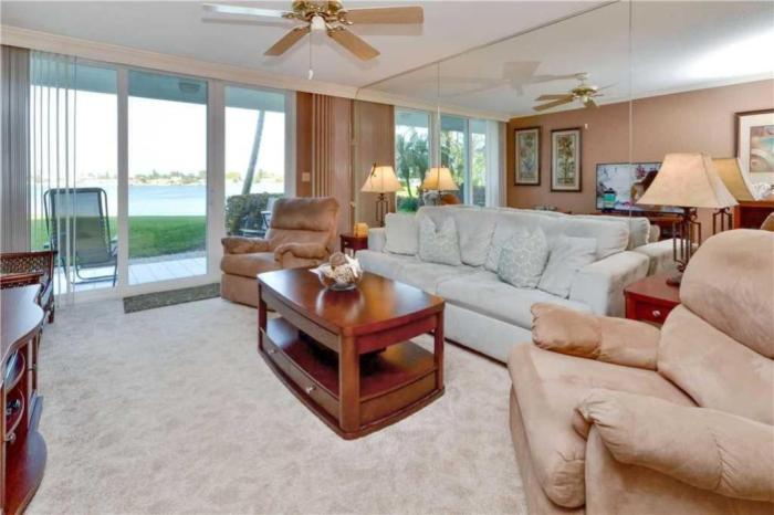 Bahia Vista Ground Floor 2 Bedroom 131