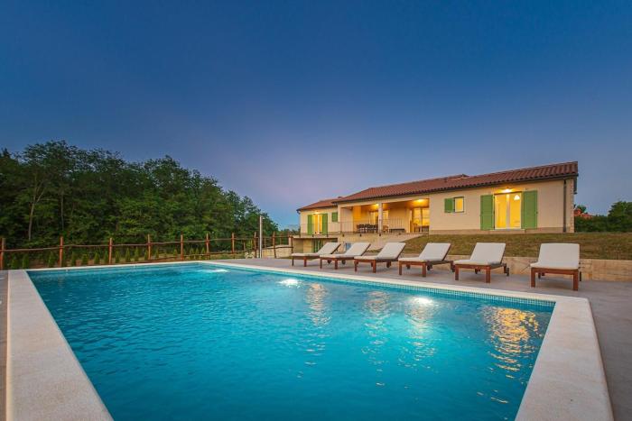 Villa Casa Balloti by Istrialux