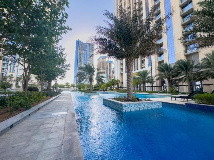 Luxury Meets Serenity 2BR Apt in Noura Tower