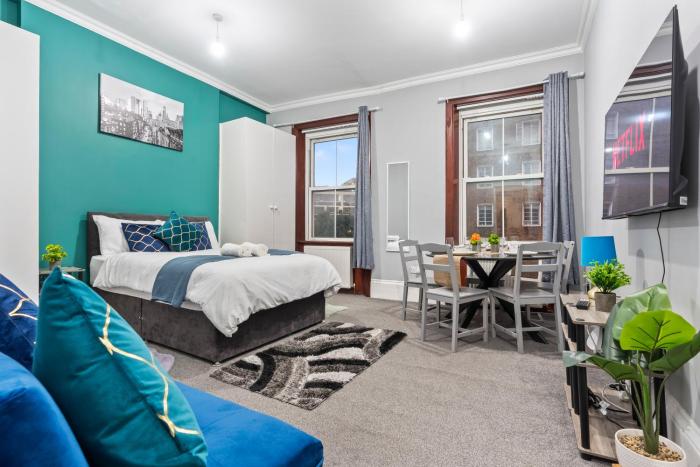 Spacious 3BR flat in Paddington and Hyde Park