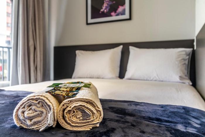 BAR408 Perto de tudo, Frei Caneca e Sírio Libanes!