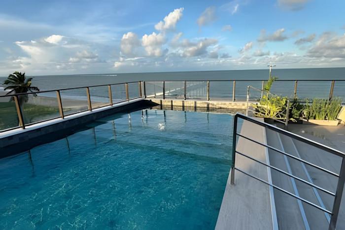 Apto. Beira Mar c Vista para a Praia do Bessa - 1