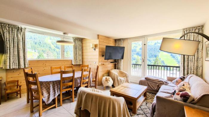 Résidence Capricorne - Appartement entièrement rénové · Au pied des pistes · Balcon MAE-4974