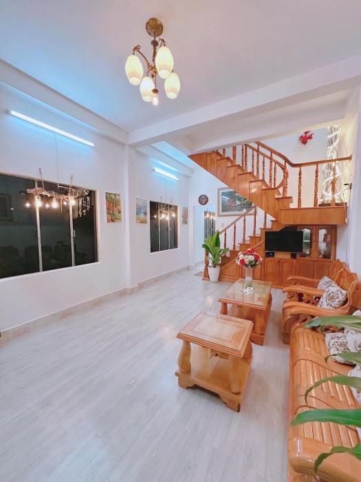 Homestay Hoàng Hoa Thám Bãi Sau