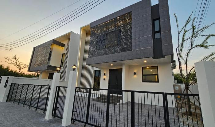 H1-2 Hidden Space Private Pool Villa-บางแสน