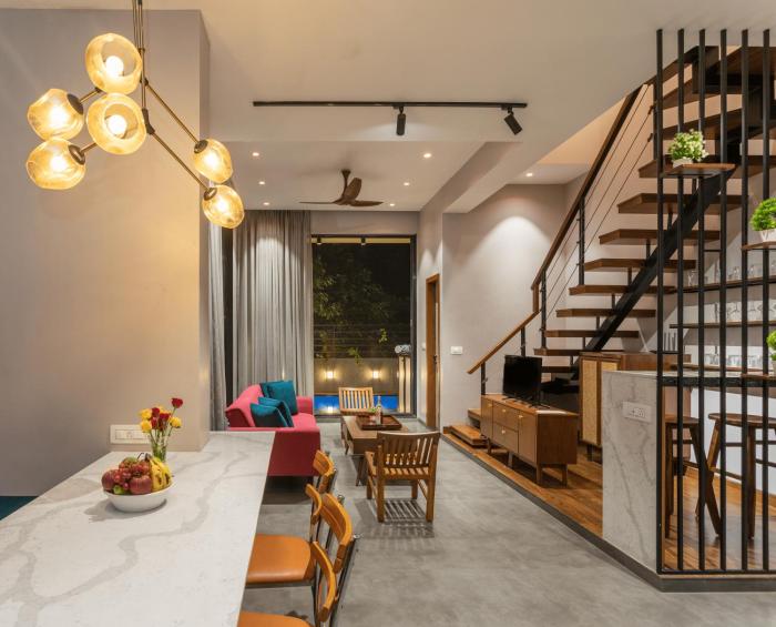 Seven Sands I Oak Wood I Pvt Pool - 2 BHK Duplex