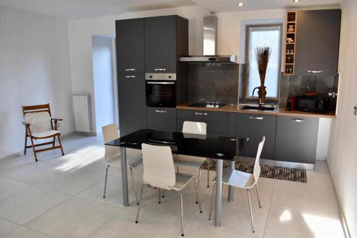 Cheryl Guest House - Lake Maggiore