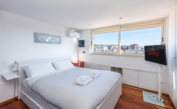 Vaticano-Metro A, Penthouse with AC, Wi-Fi e Netflix