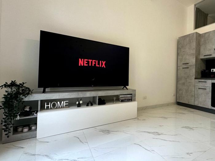 Elegant & Luxe a 200m da Stazione e Aereoporto di Ciampino