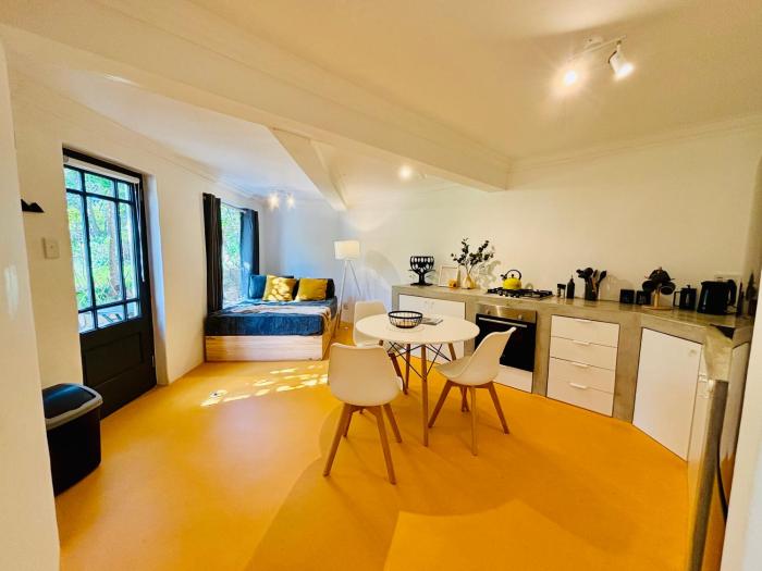 Hout Bay Stay - Penguin Apartment