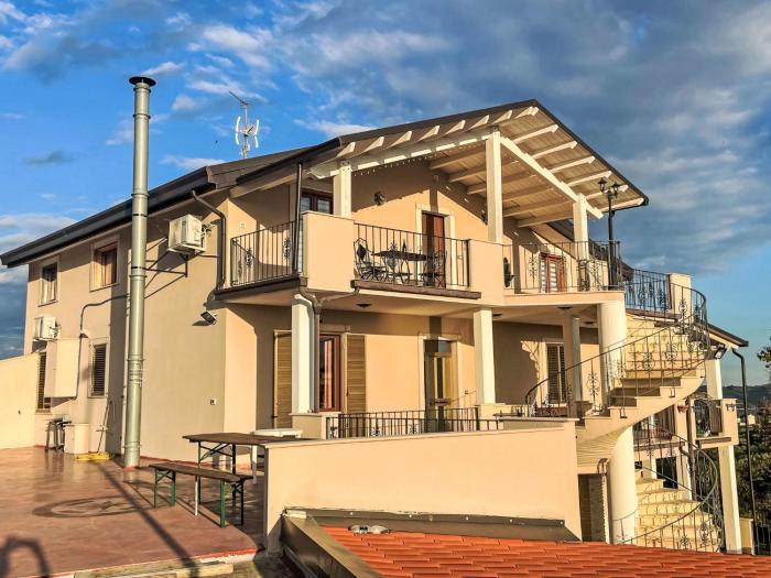 Apartment Vista Majella by Interhome