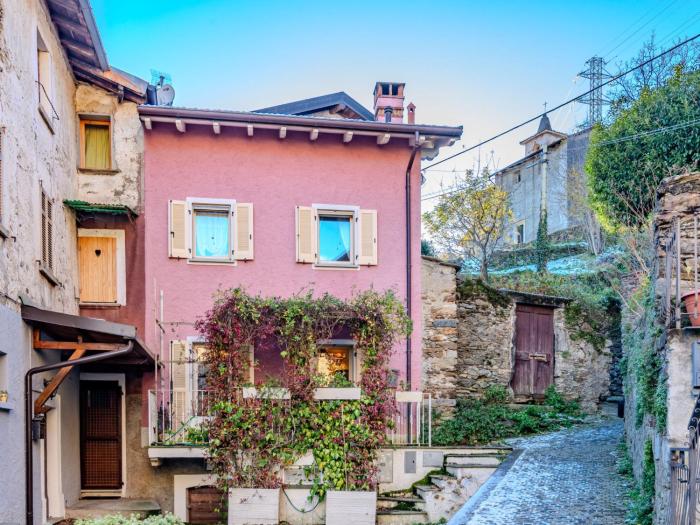 Holiday Home Casetta Rosa by Interhome