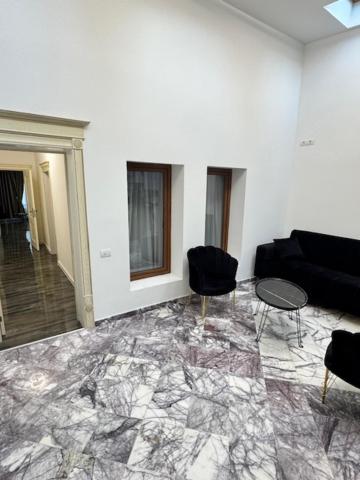 historical central apartment