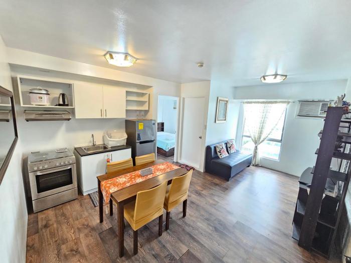 20th Floor 1BR IT Park Unit across Sugbo Mercado