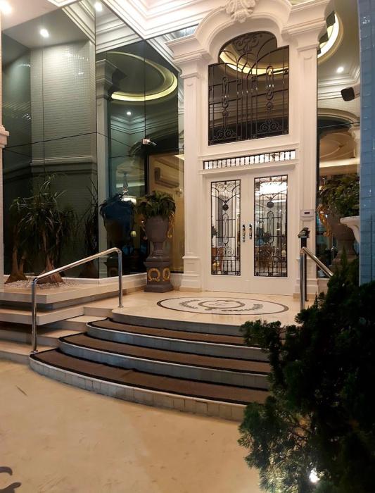 Apartamento 3 suítes 100m da praia central