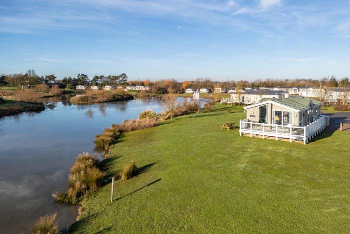 Primrose Valley Lakeside Lodge