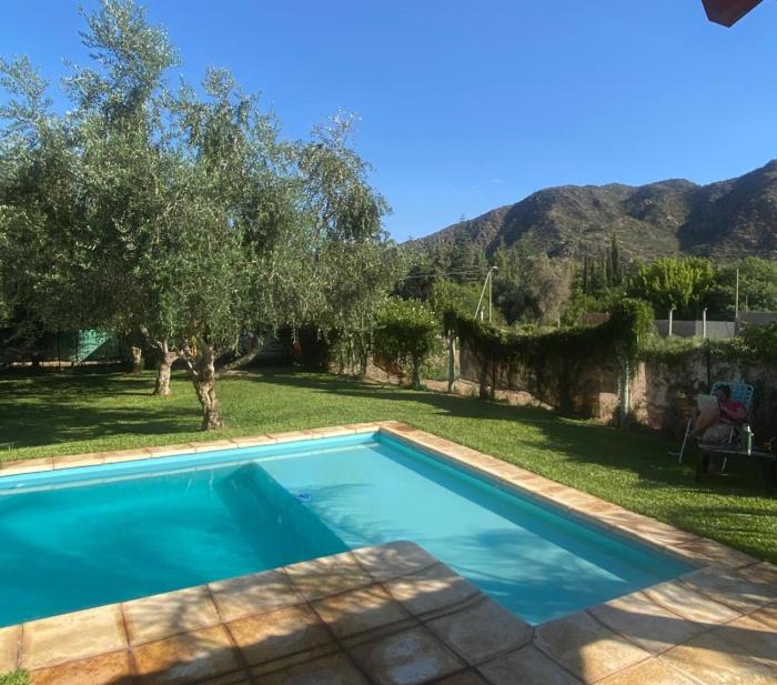 7 Olivos Departamento Interno hasta 5 personas con Pileta compartida