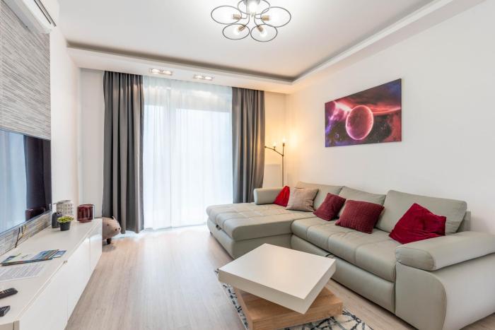 Sunset Resort 401 Apartment with beach and pool