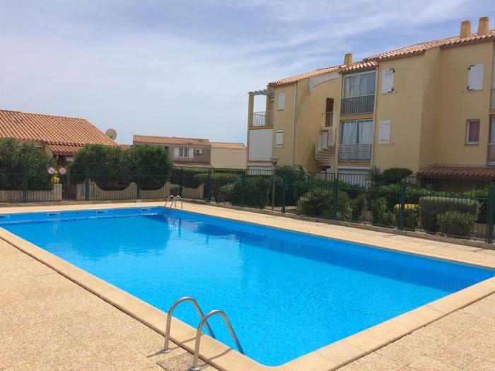 T2 avec piscine, tennis & parking - Proche plage - 34 pers - FR-1-795-54