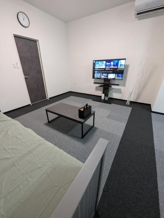 DoggoInnn Akita 最大8人で泊れる ペットと泊まれる宿 繁華街まで徒歩3分の好立地