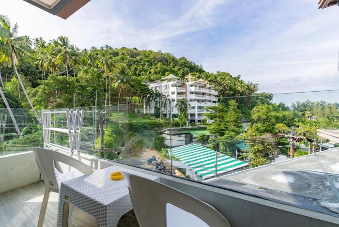 Large condo Surin-Bangtao Beach