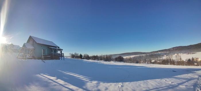 DOMEK NIEBIESKI W BESKIDZIE MAŁYM
