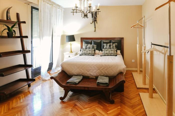 Piso plaza Mayor Húmedo con parking incluido