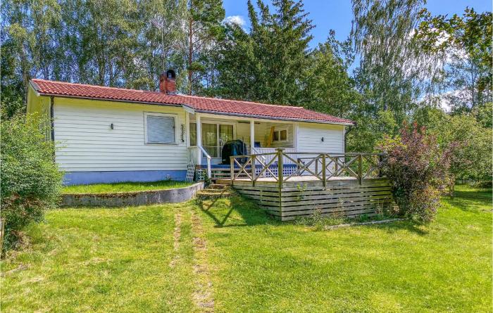 Amazing Home In Herräng With Wifi