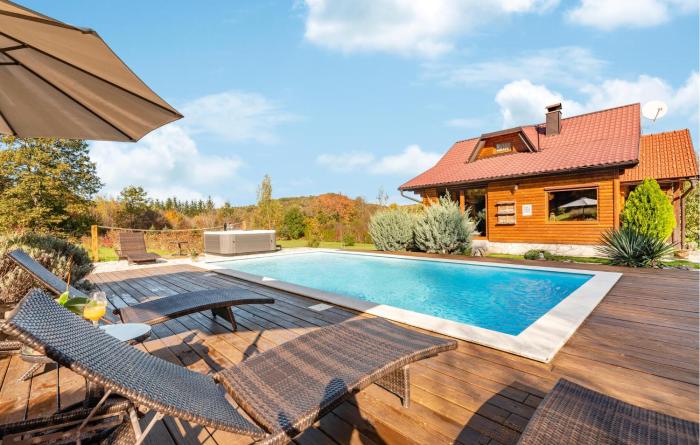 Stunning Home In Gospic With Wifi