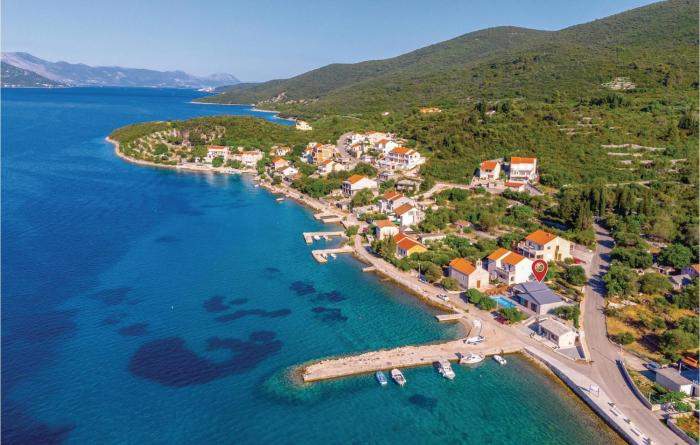 Awesome Home In Kneze