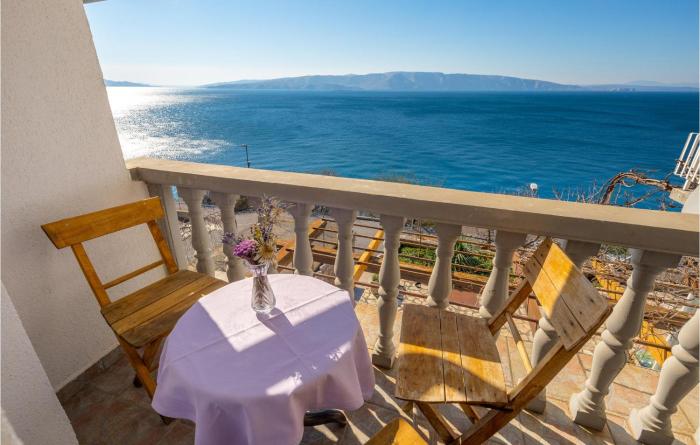 Gorgeous Apartment In Senj With Kitchen