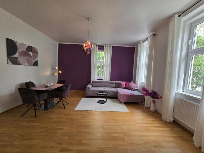 Lebe im Kunstviertel beim Hundertwasserhaus l HG12