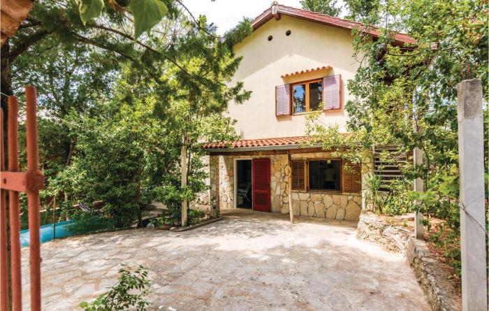 Two-Bedroom Apartment In Krusevo