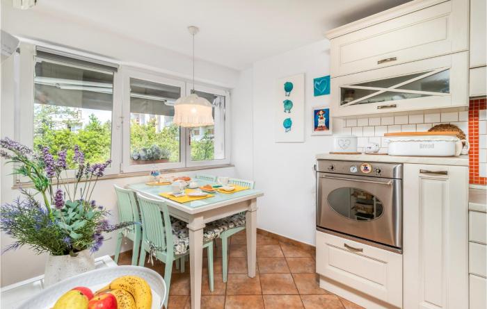 Lovely Apartment In Rijeka With Wifi