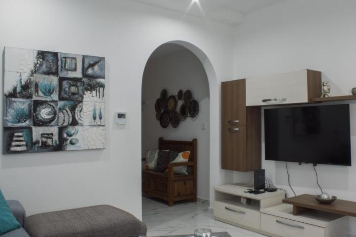 Brand New 3 BDR Apartment in a Quaint Village