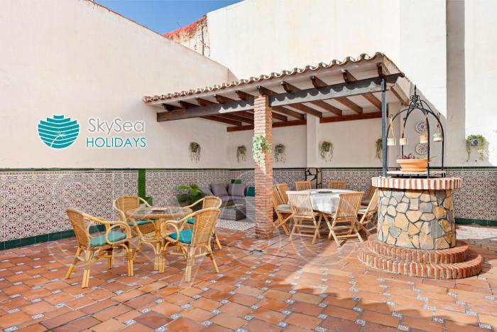 Casa TIPICA MALAGUEÑA con PATIO en el centro