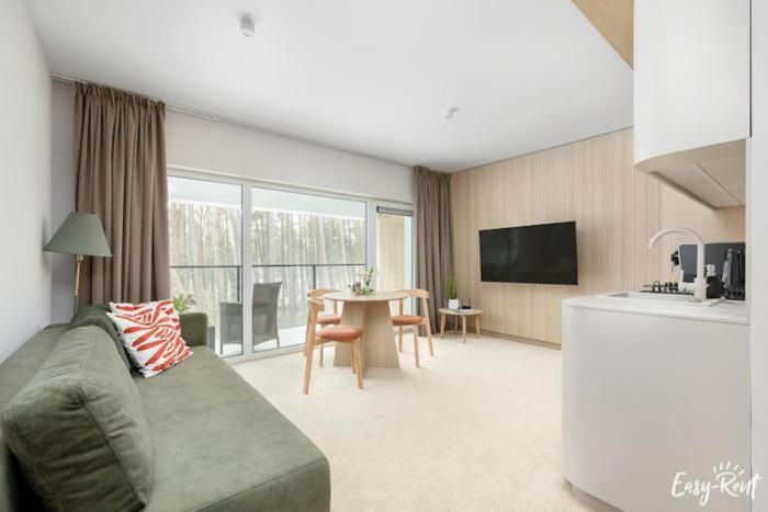 Apartment uk cin near Beach and Pool