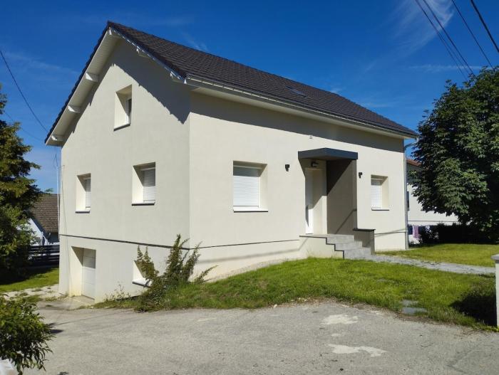 Maison 4 chambres 176m2 3x lits double 2x lits simple