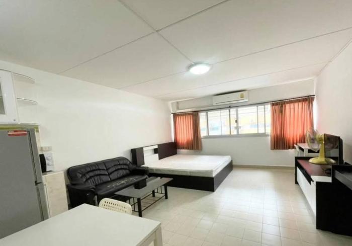 Popular Condo เมืองทองธานี