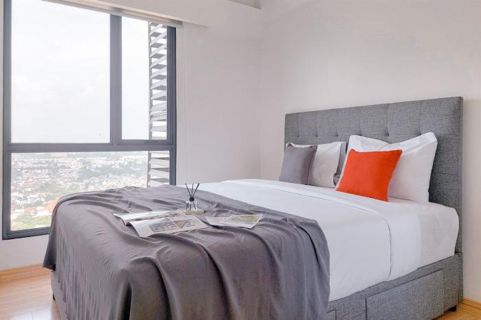 Good Choice and Comfy 2BR Sky House BSD Apartment By Travelio